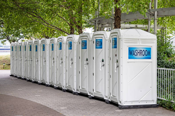 Best Temporary restroom rental  in Oakland Park, FL